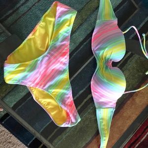 Victoria’s Secret striped bikini M/34B